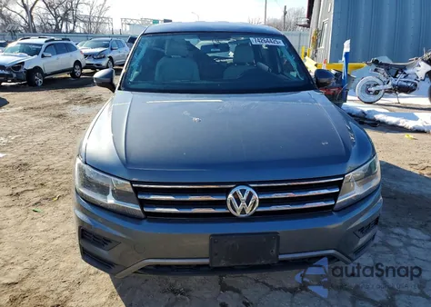 2018 Volkswagen Tiguan S z USA, uszkodzony, nr VIN 3VV1B7AX5JM161334